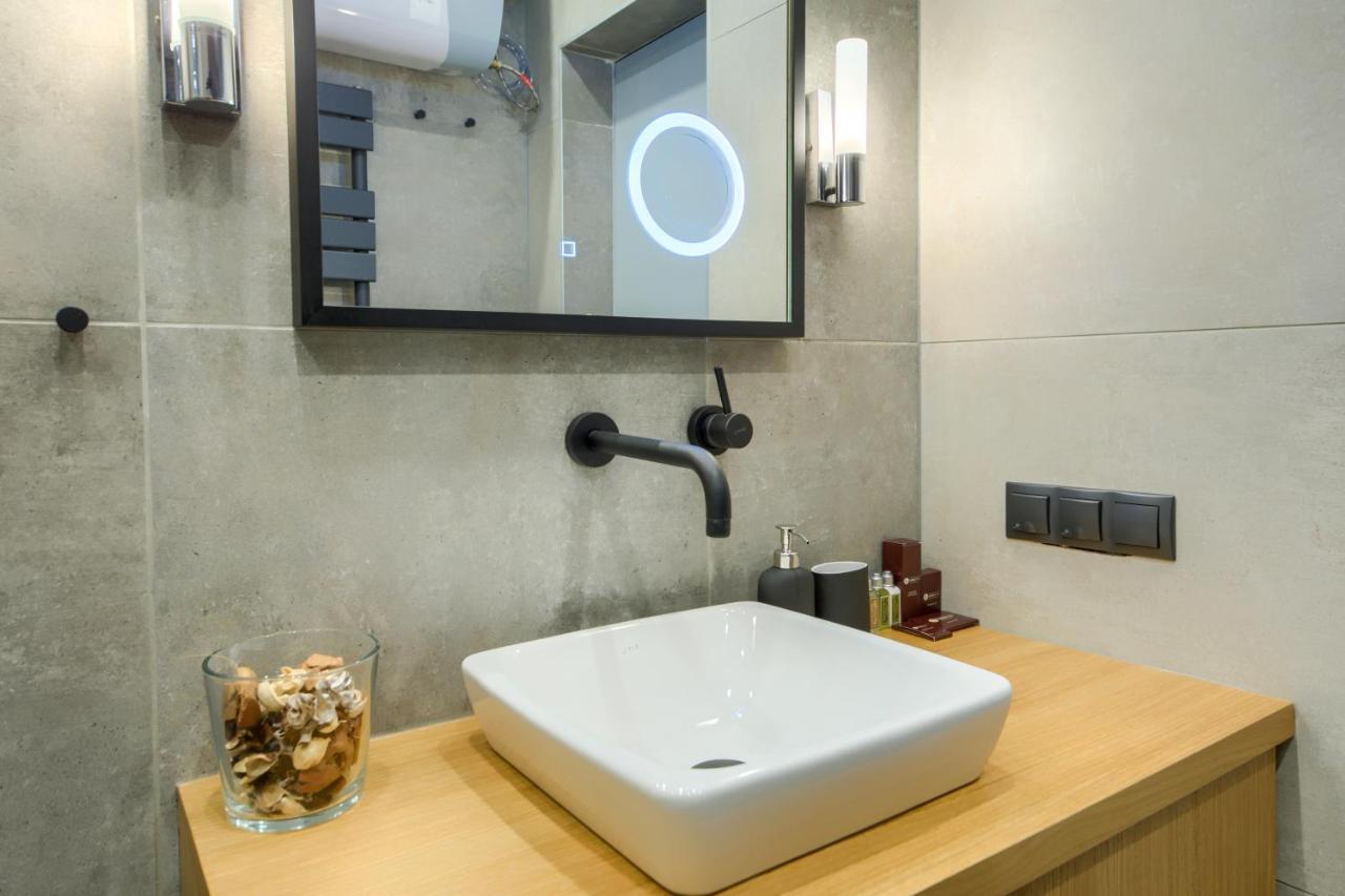 Premium Apartments Lovely 2Bd Near The Parliament Sofia Extérieur photo